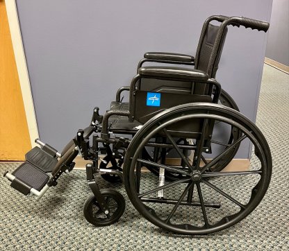 MANUAL WHEELCHAIR