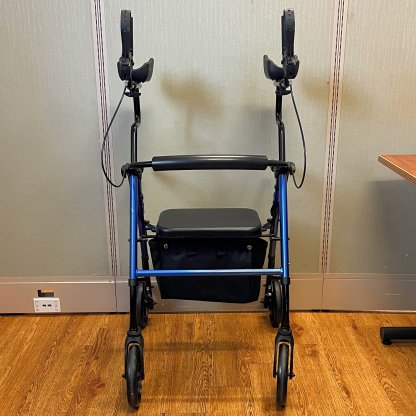 UPRIGHT ROLLATOR