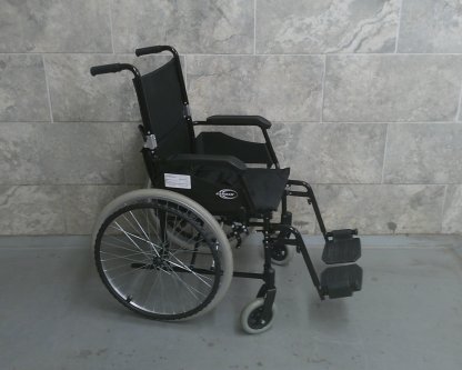 Manual Wheelchair 16x16