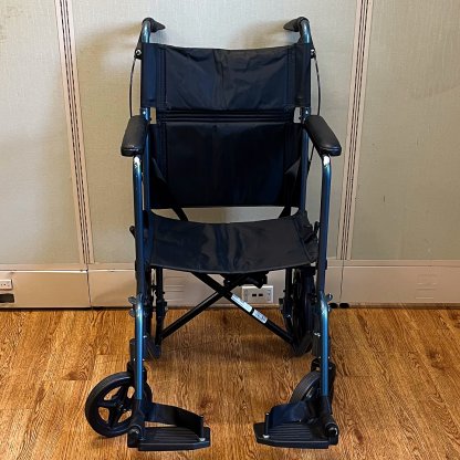 TRANSPORT WHEELCHAIR