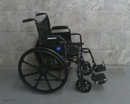 Manual Wheelchair 18x16