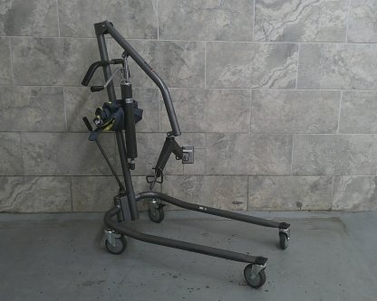 Manual Lift with Sling
