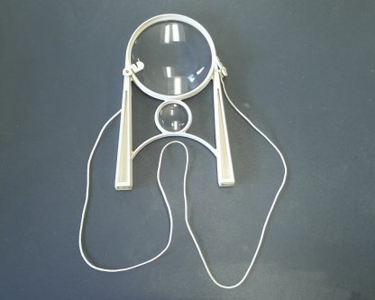 Hands Free Magnifier