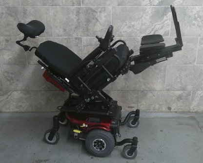 Complex Power Wheelchair 19x18 tilted & elevating footplates