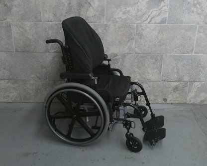 Manual Wheelchair 18x16