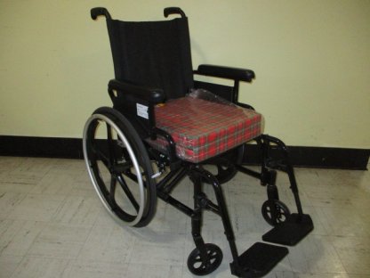 Manual Wheelchair 16"x18"