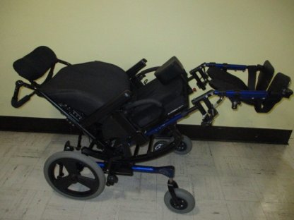 Manual Wheelchair-Tilt in Space 18"x18"