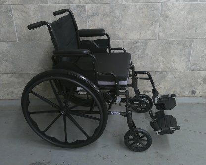 Manual Wheelchair 17x16