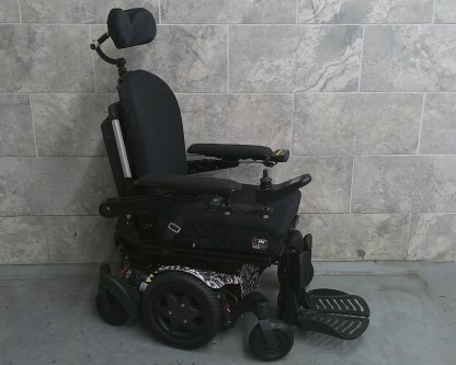 Complex Power Wheelchair 18x20