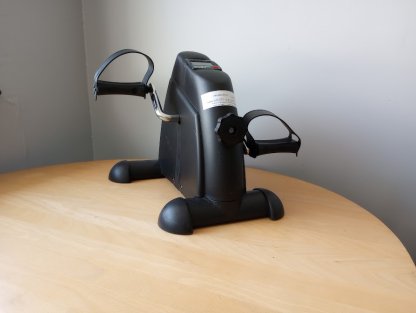 black pedal exerciser