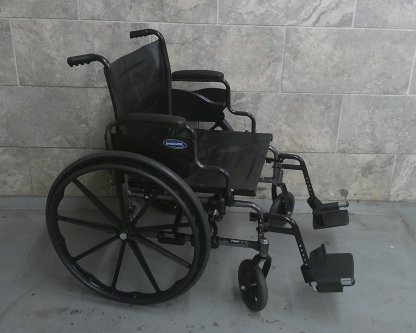 Manual Wheelchair 22x17