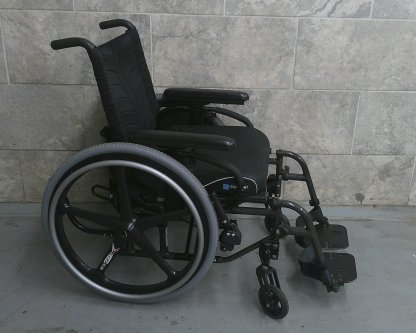 Manual Wheelchair 17x18 