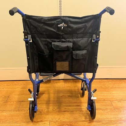 TRANSPORT WHEELCHAIR