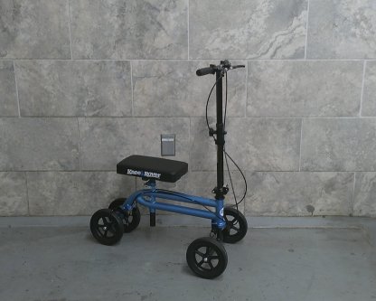 knee walker