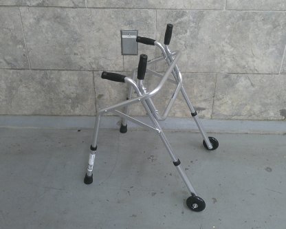 Pediatric Walker non folding