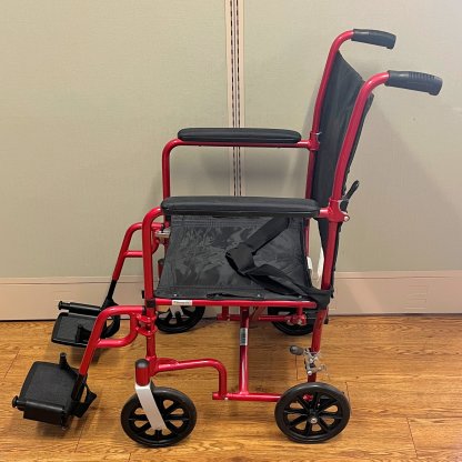 TRANSPORT WHEELCHAIR