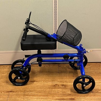 KNEE SCOOTER