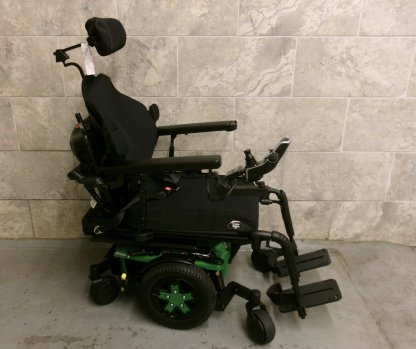 Complex Power Wheelchair 18x22