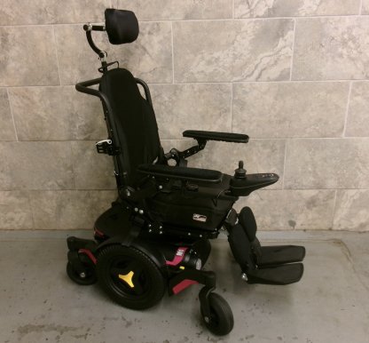 Basic Power Wheelchair 16x16