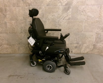 Complex Power Wheelchair 18x18