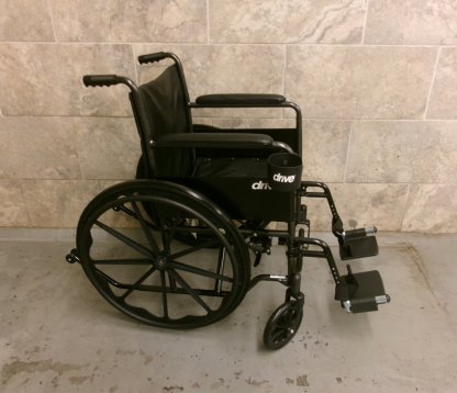 Manual Wheelchair 18x16