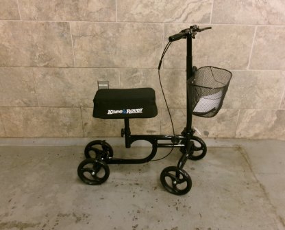knee walker