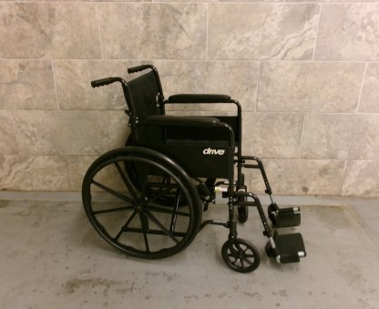 Manual Wheelchair 18x16