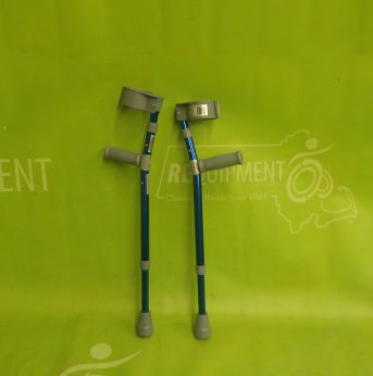 Crutches--Forearm, Pediatric Size Medium