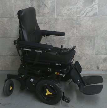 Complex Power Wheelchair 17x22