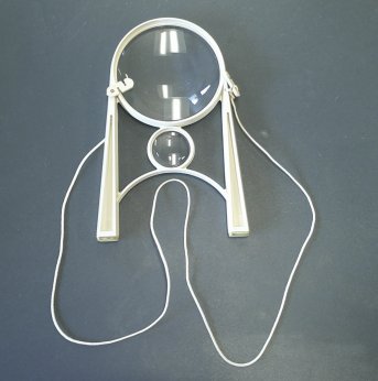 Hands Free Magnifier