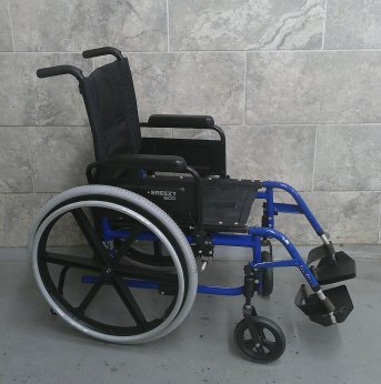  Manual Wheelchair 16x17