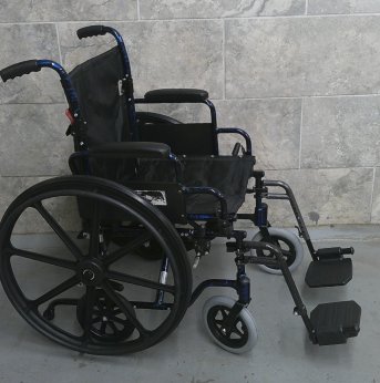 Manual Wheelchair 18x16