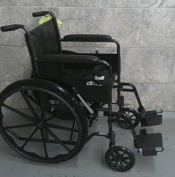 Manual Wheelchair 18x16