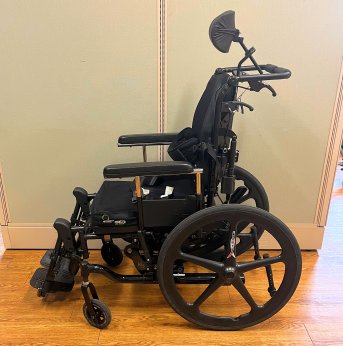 TILT IN SPACE WHEELCHAIR