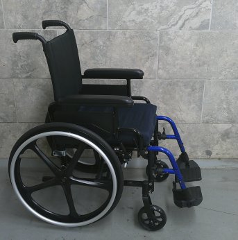 Manual Wheelchair 15x16