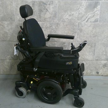 Complex Power Wheelchair 18x18