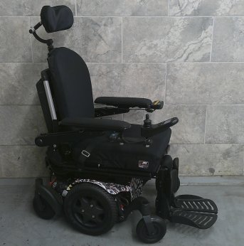 Complex Power Wheelchair 18x20