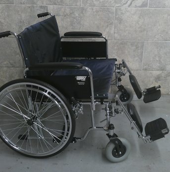 Manual Wheelchair 30x19 - Bariatric