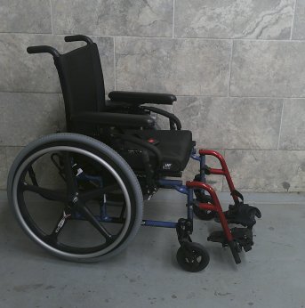 Manual Wheelchair 16x18