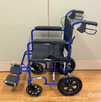 TRANSPORT WHEELCHAIR