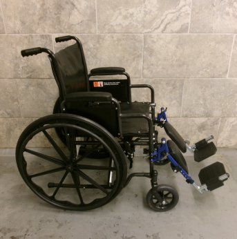 Manual Wheelchair 18x16