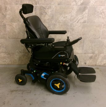 Complex Power Wheelchair 17x21