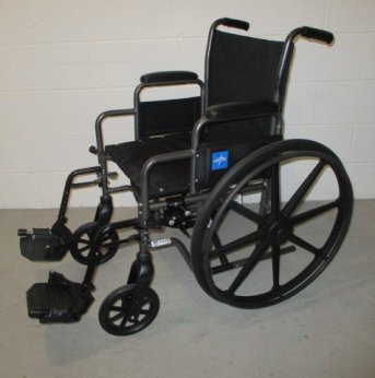 Manual Wheelchair 18"x16"
