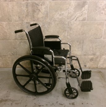 Manual Wheelchair 18x16