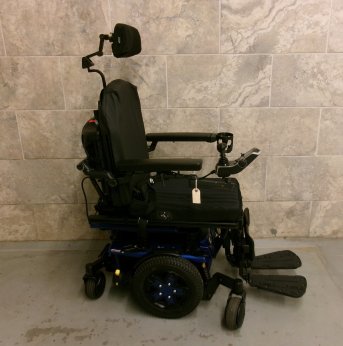 Complex Power Wheelchair 18x22