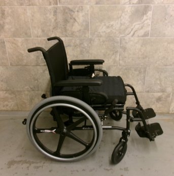 Manual Wheelchair 20x21