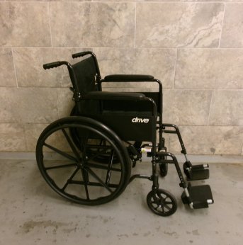 Manual Wheelchair 18x16